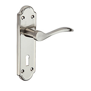 Wickes Romano Locking Door Handle - Satin Nickel 1 Pair