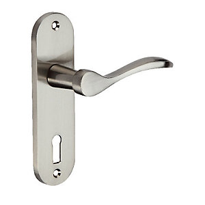 Wickes Elda Locking Door Handle - Satin Nickel 1 Pair