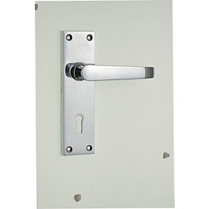 Wickes New York Victorian Straight Locking Door Handle - Chrome 1 Pair