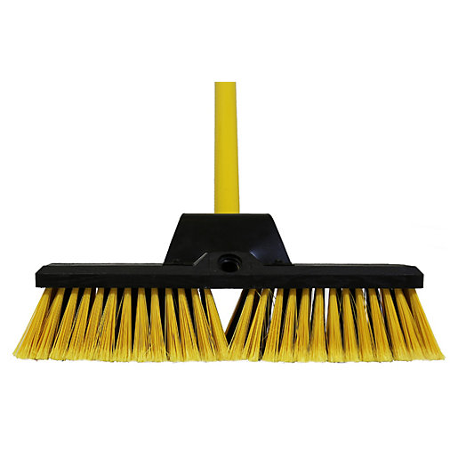 Bulldozer 14in Heavy Duty Broom with Cushion Grip Handle Wickes.co.uk