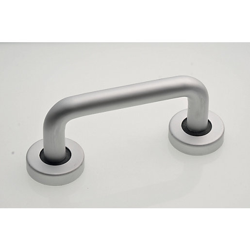 Wickes D Pull Single Door Handle Aluminium 150mm Wickes.co.uk