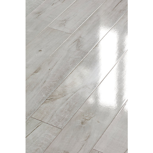 Wickes Chenai Light Grey High Gloss Laminate Flooring ... (515 x 515 Pixel)