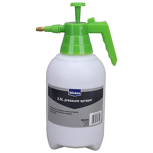 Powerful Garden Pressure Sprayer 2.5L Wickes.co.uk