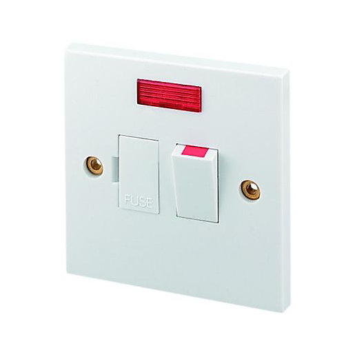 Wickes 13 Amp Fused Switched Spur with Neon Indicator Polished