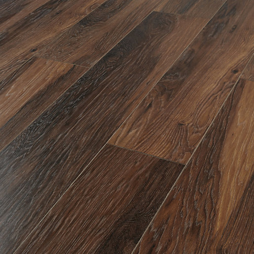 Wickes Reynosa Dark Hickory Laminate Flooring 1 73m2 Pack Wickes Co Uk