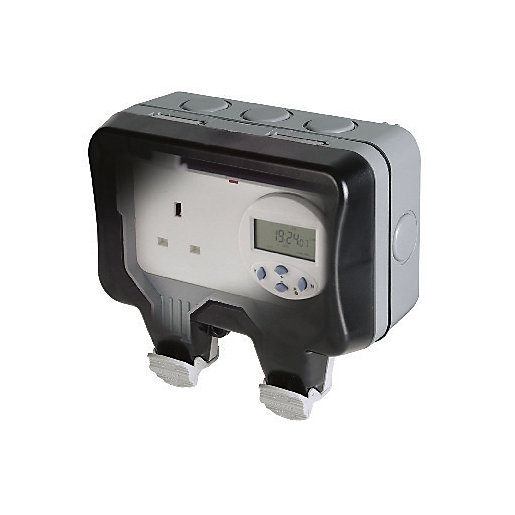 Masterplug 13A Weatherproof Single Exterior Switched Timer Socket
