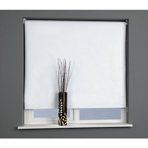 Universal Plain Blackout Roller Blind Snow White Wickes Co Uk