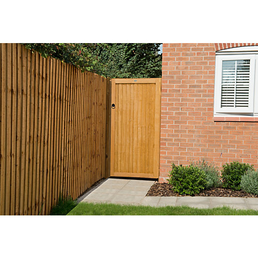 Forest Garden Closeboard Heavy Duty Timber Gate 914 X 1815 Mm Wickes Co Uk