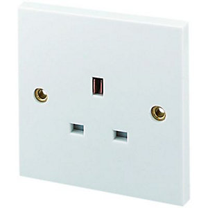 Wickes 13 Amp Single Unswitched Plug Socket - White