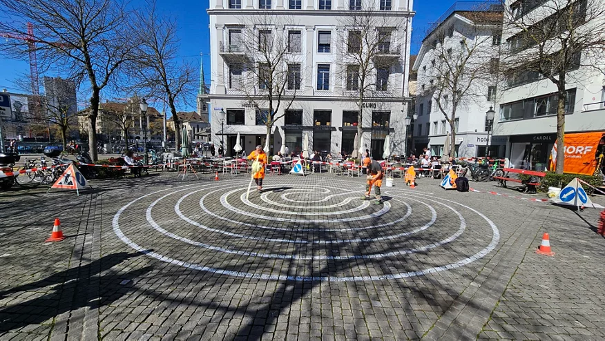 Markierung Labyrinth Schiffländeplatz