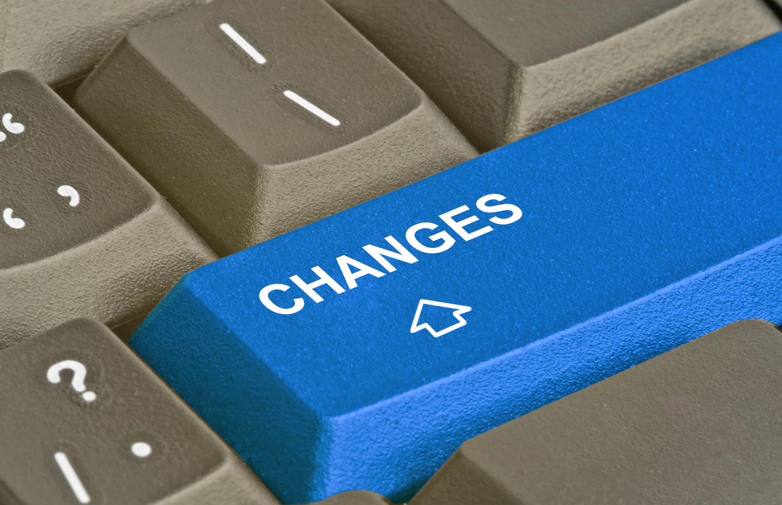 Blaue Tastatur mit den Namen Change drauf
