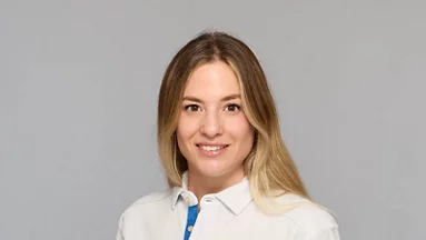 Alexandra Suter