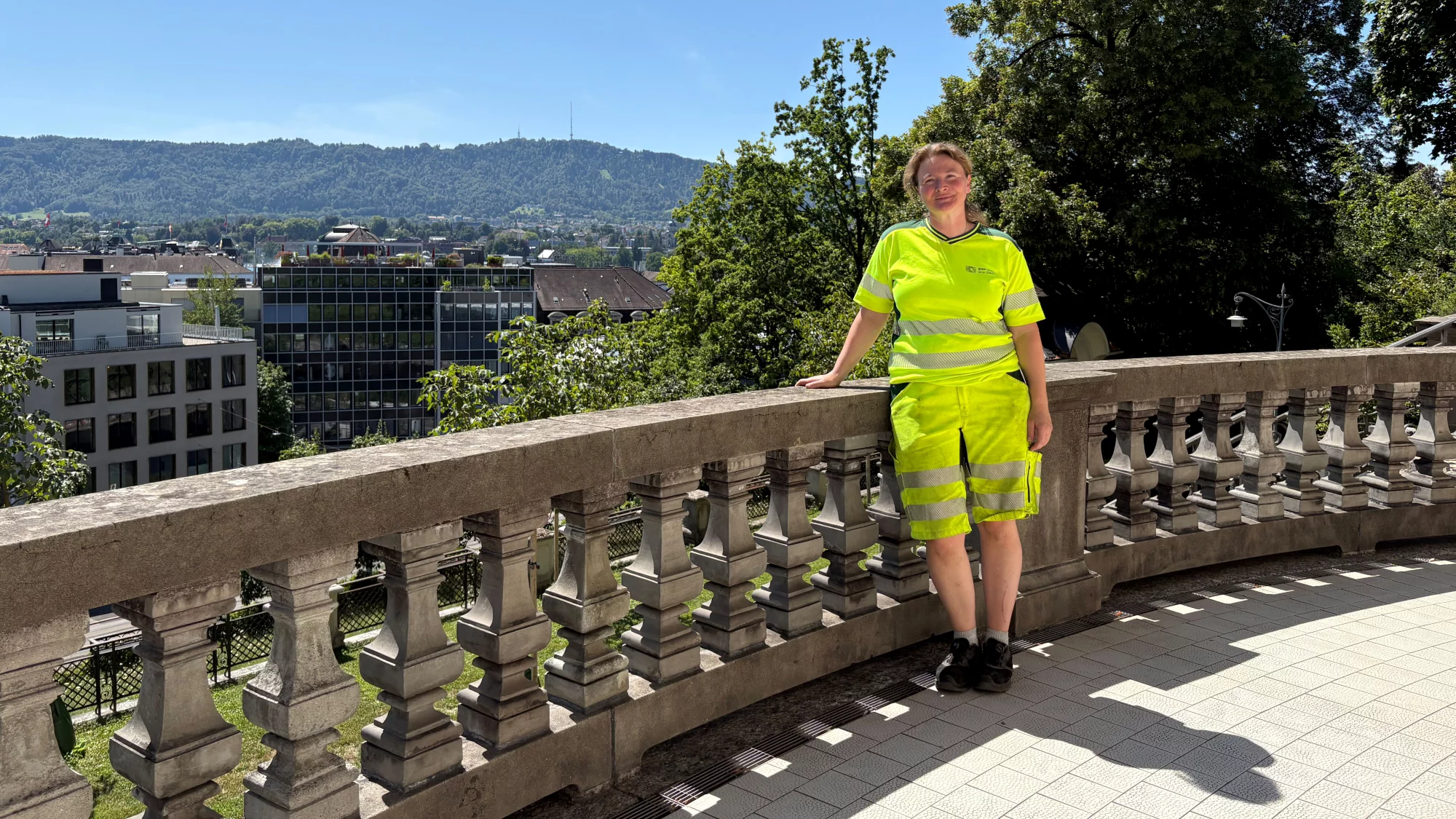 Andrea, Villengärtnerin bei Grün Stadt Zürich