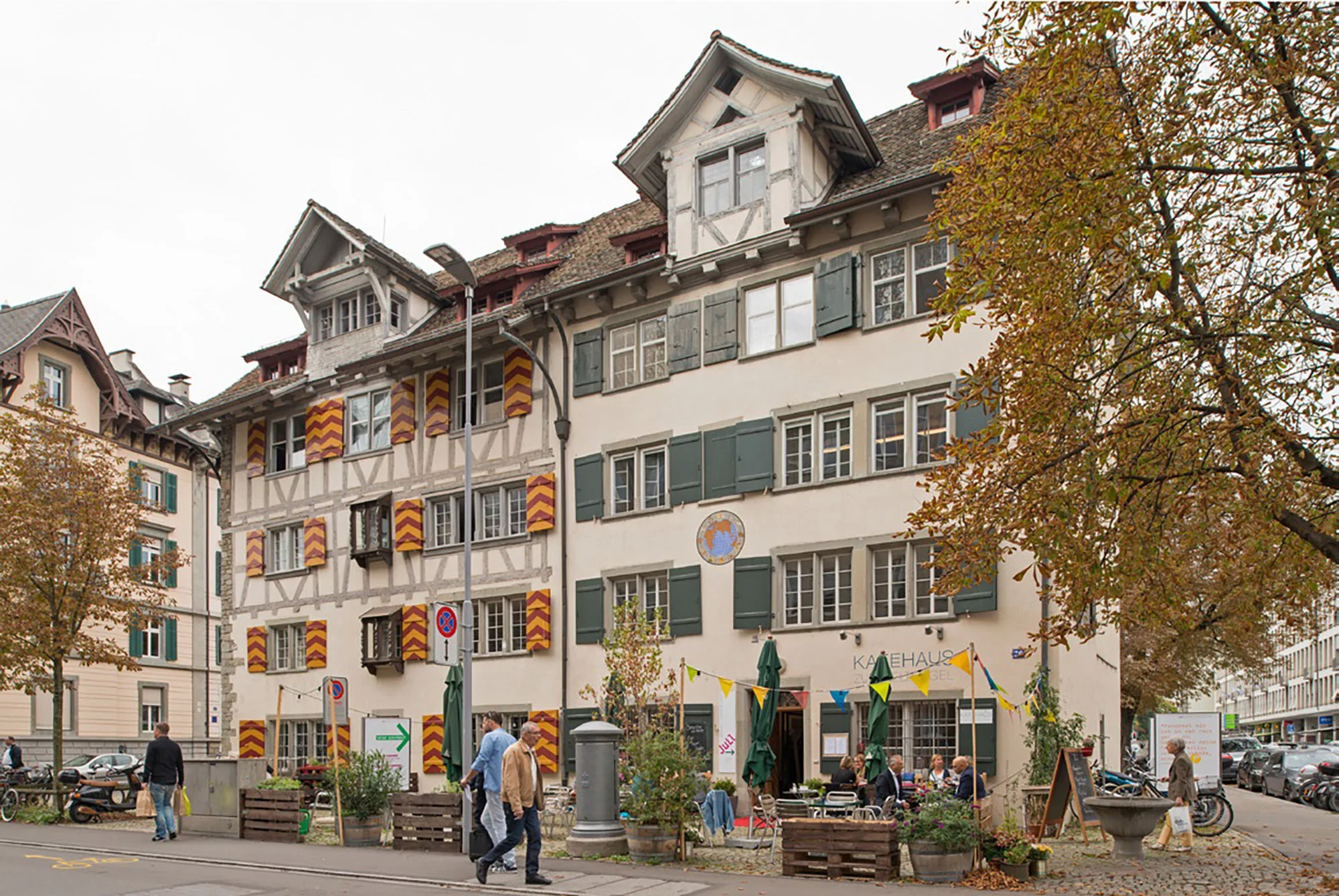 Aussenansicht Haus zur Weltkugel