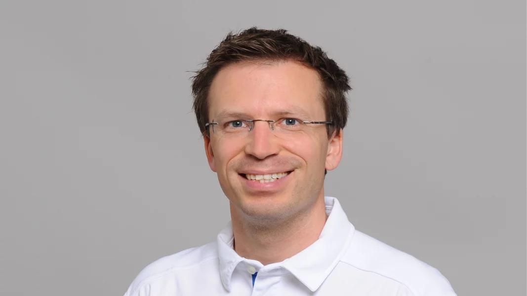 Damian Gruber, Dr. med.