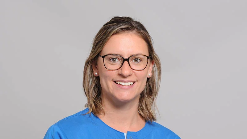 Elena Bruhn, Dr. med.