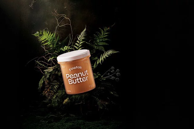 Ein Glas Erdnussbutter