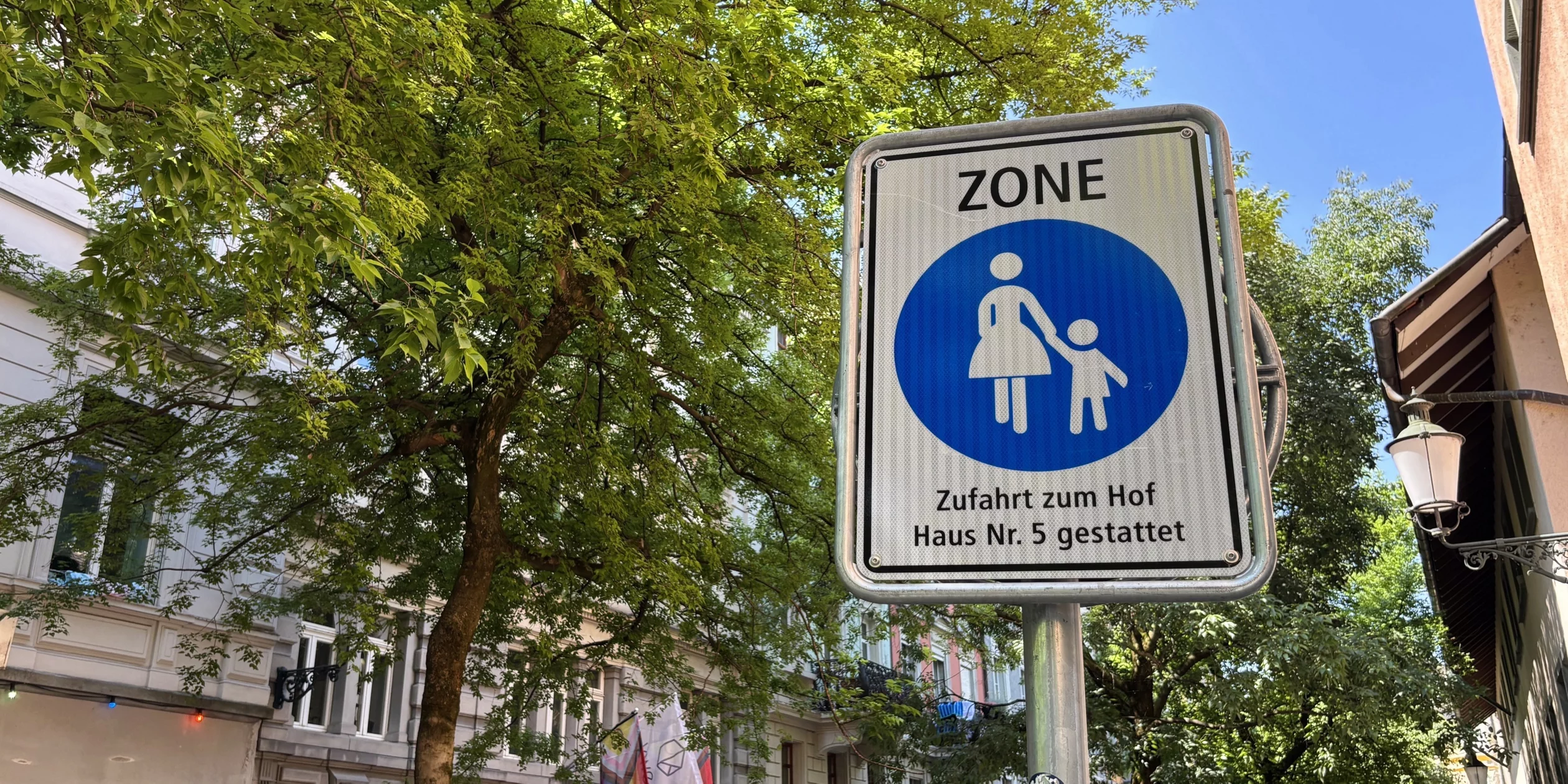 Signal einer Fussgängerzone.