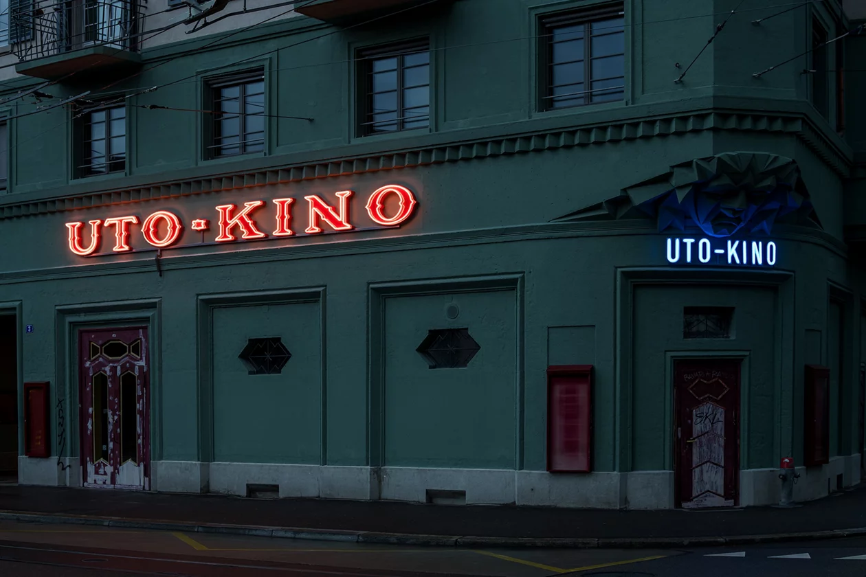 Foto Kino UTO am Abend 