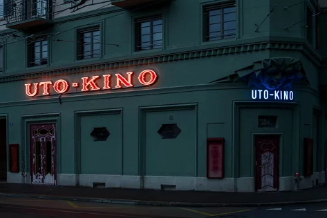 Foto Kino UTO am Abend 