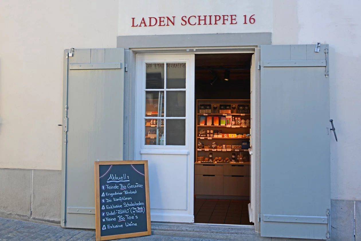 Laden Schipfe 16