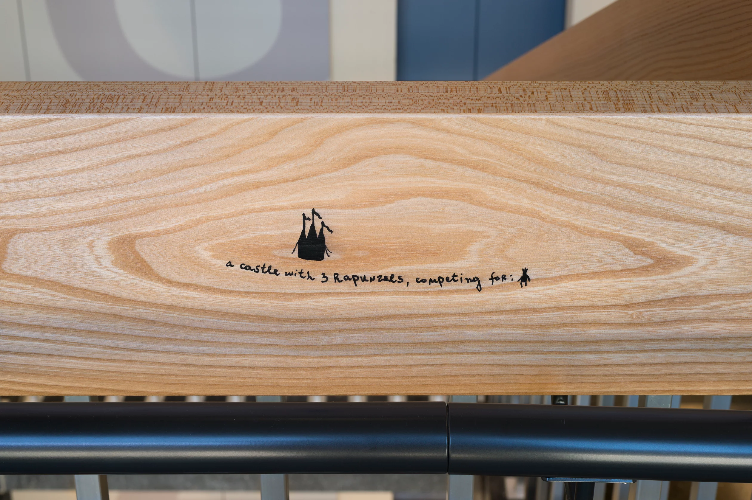 Filzstiftzeichnung auf Gländer