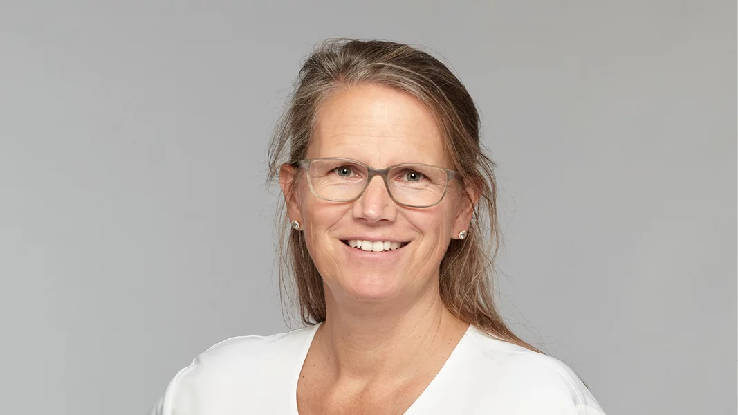 Nina Manz, Dr. med.