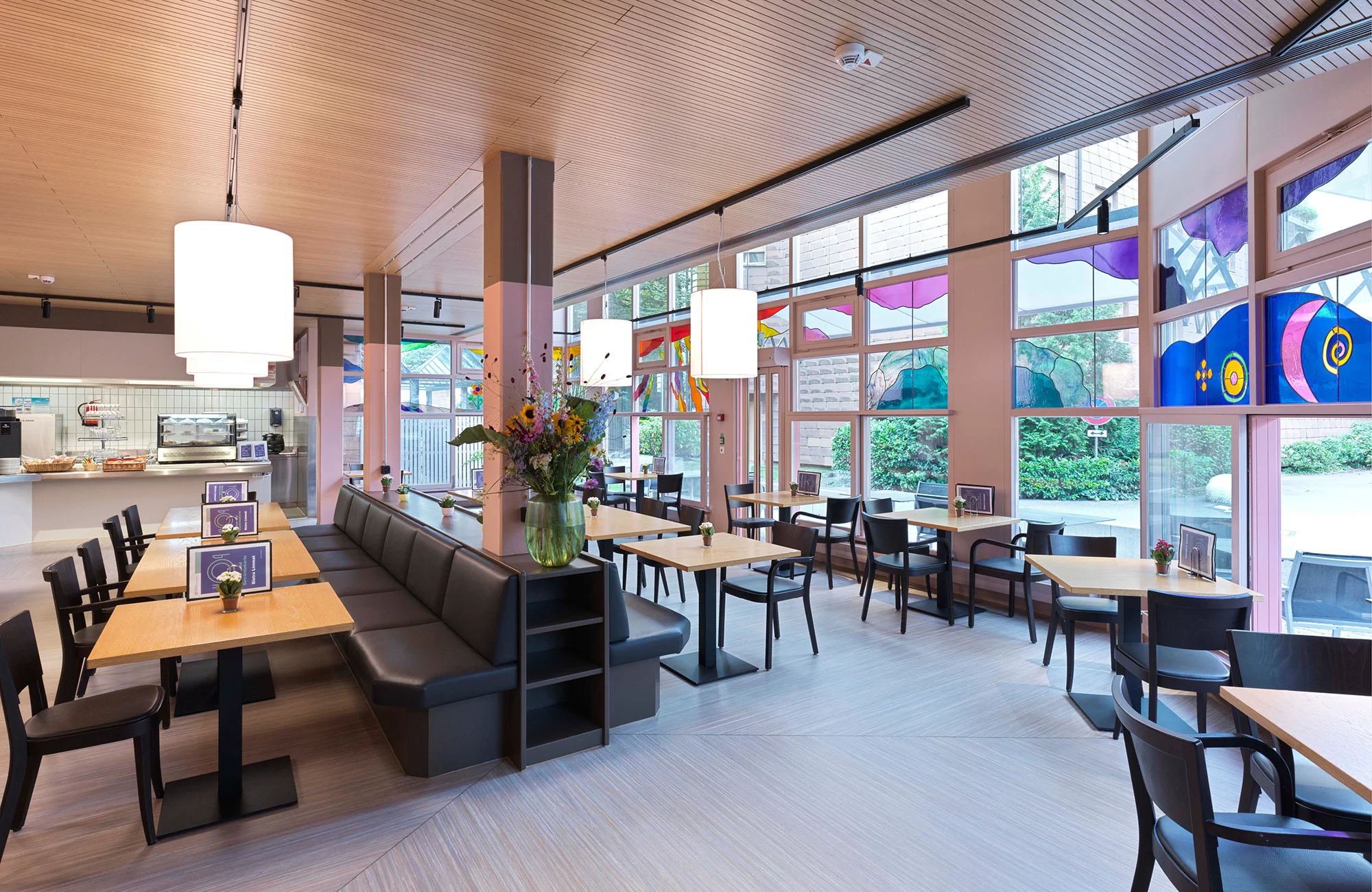 Öffentliches Restaurant Bistro Limmat im Gesundheitszentrum für das Alter Limmat