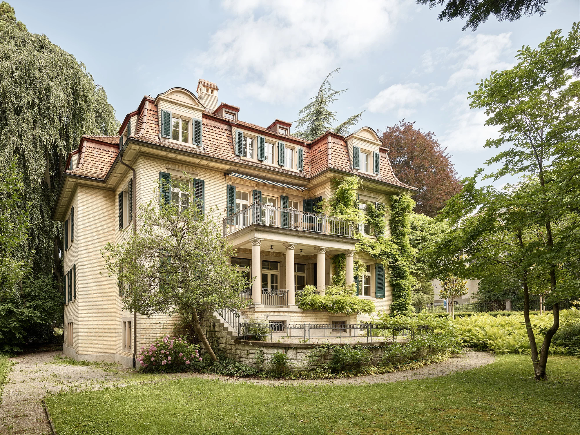 Aussenansicht Villa zur Hofegg