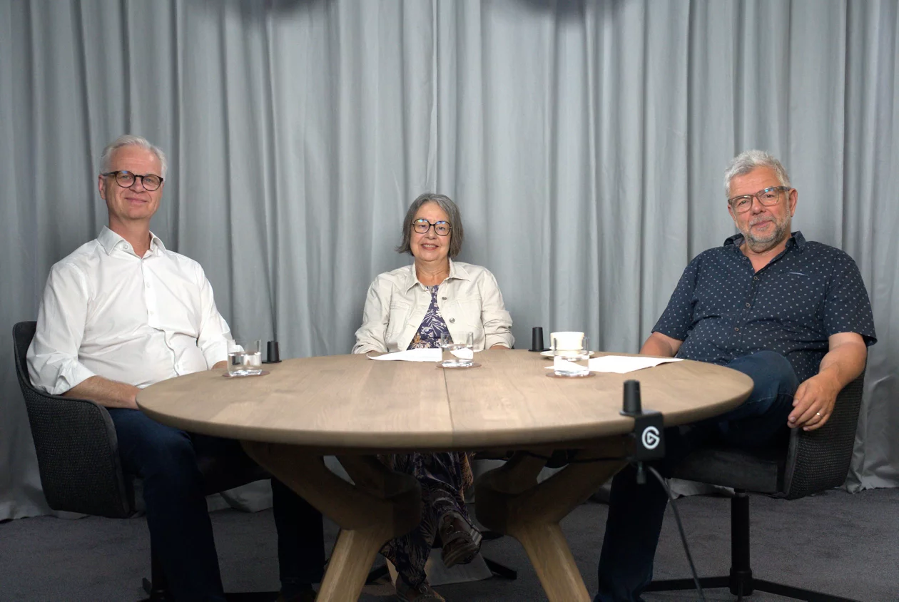 Roger Fayet (Vater und Beistand), Karin Zogg (Coach Begleitung private Beiständ*innen) und Christian Kistler (KESB Zürich)