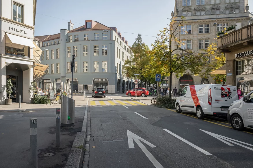Die Sihlstrasse beim Trülleplatz vor der Umsetzung des Projekts
