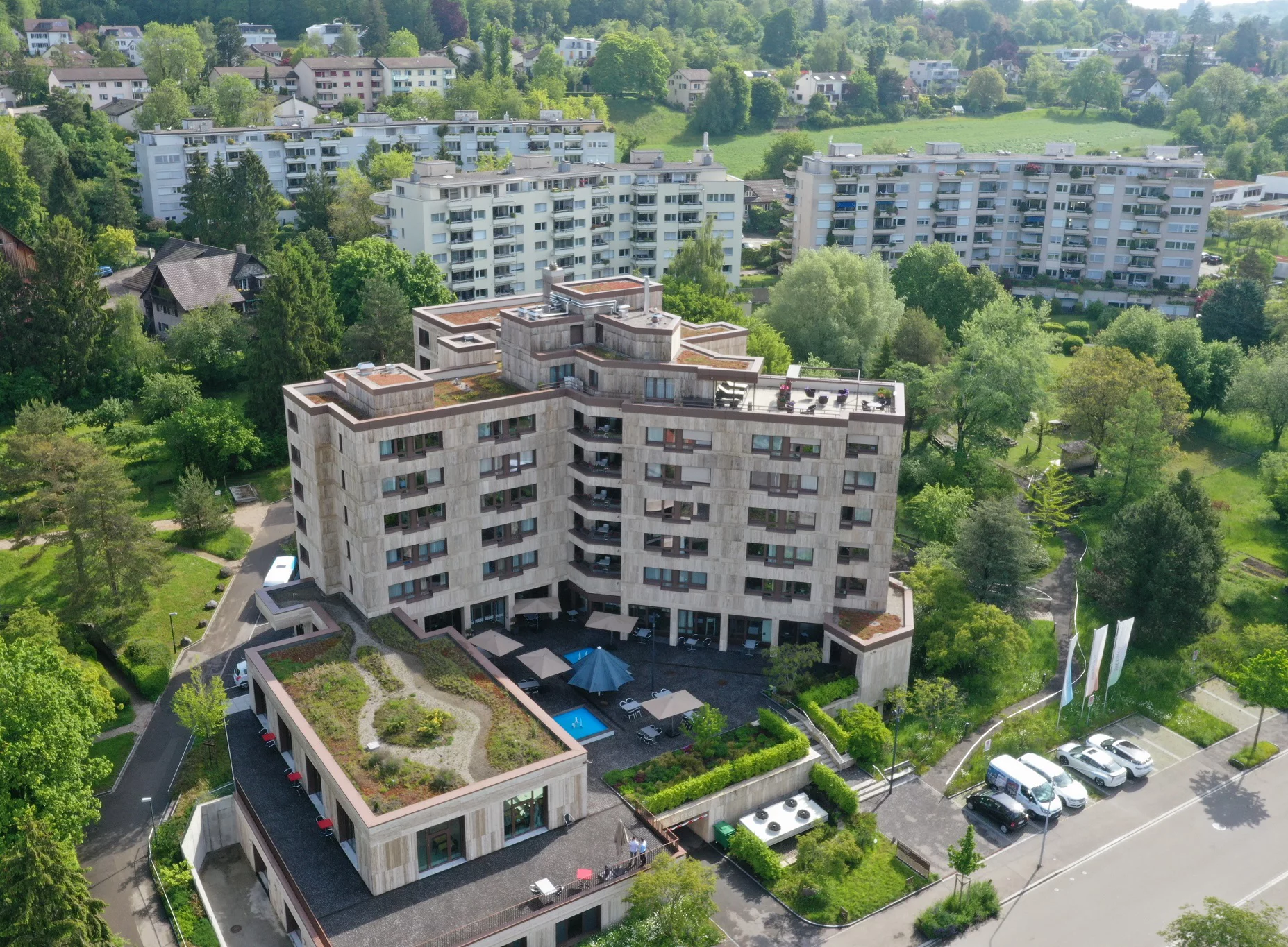 Aussenansicht des Alters- und Pflegezentrums Riedhof