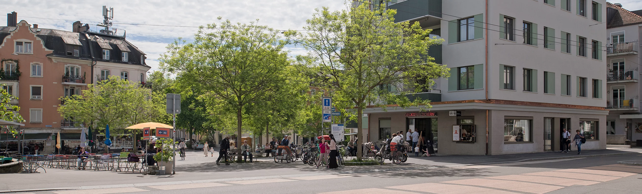 Blick auf den Röschibachplatz.