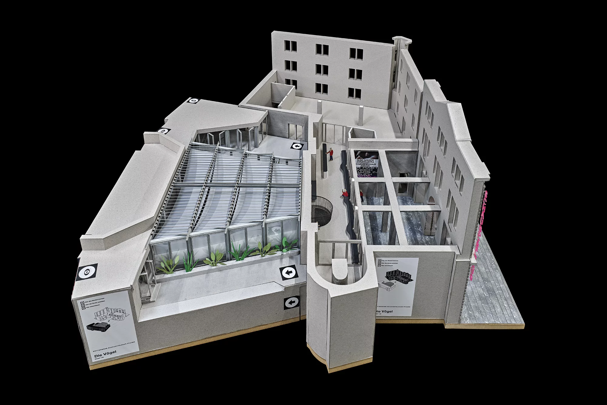 Modellfoto mit Einblick in das Schauspielhaus Pfauen.