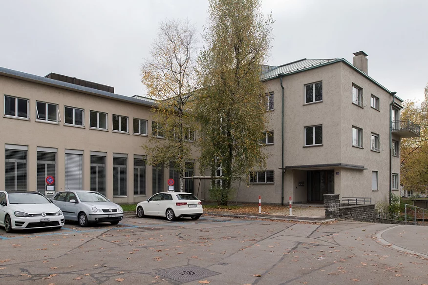 Blick auf das Gebäude vor dem Umbau