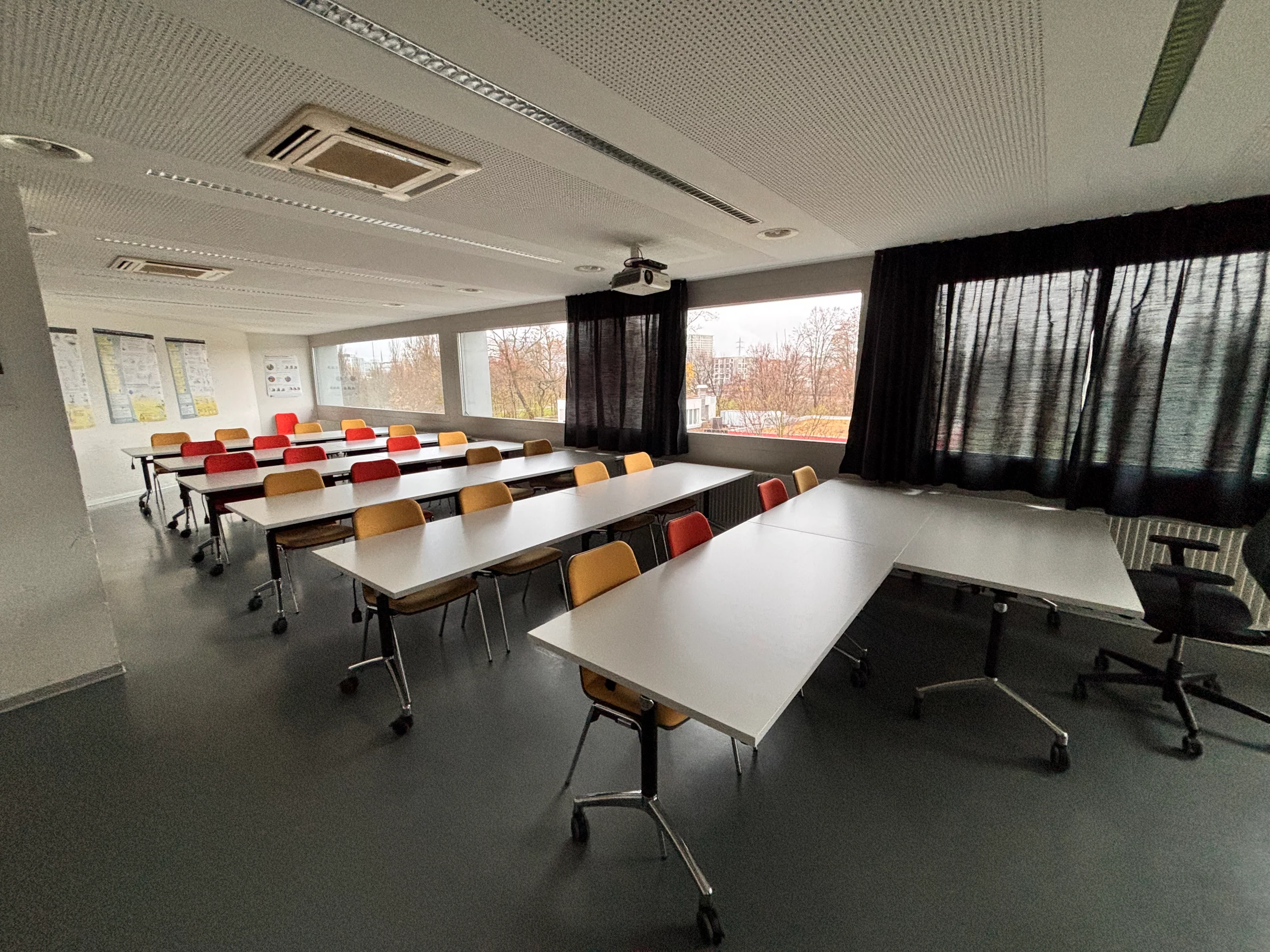 Ansicht auf den Schulungsraum im Hot Pot.