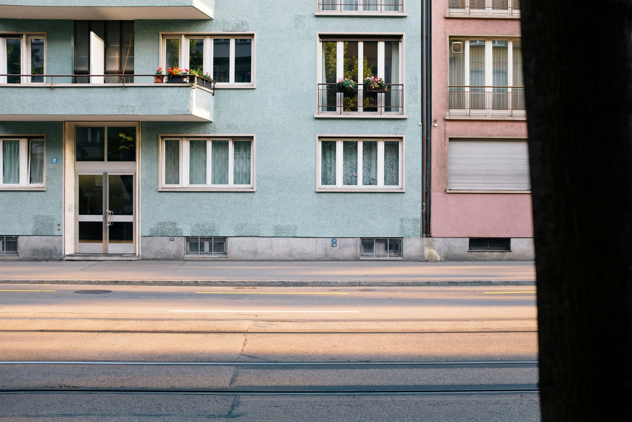 Foto einer Fassade in der Stadt Zürich