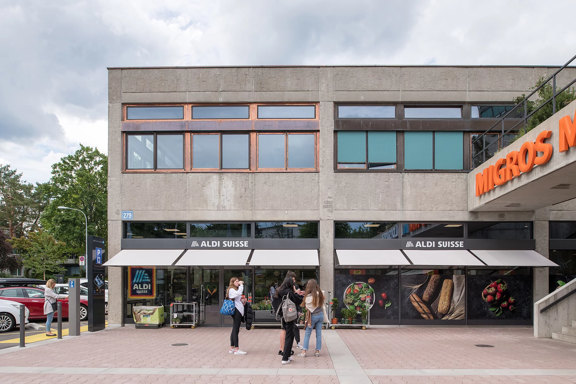 Aussenansicht Zentrum Witikon