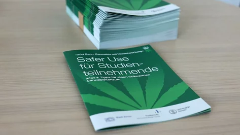 Broschüre Safer Use für Studienteilnehmende