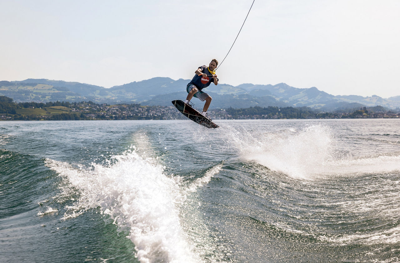 Wakeboardschule am Zürichsee bei Ceccotorenas Stäfa