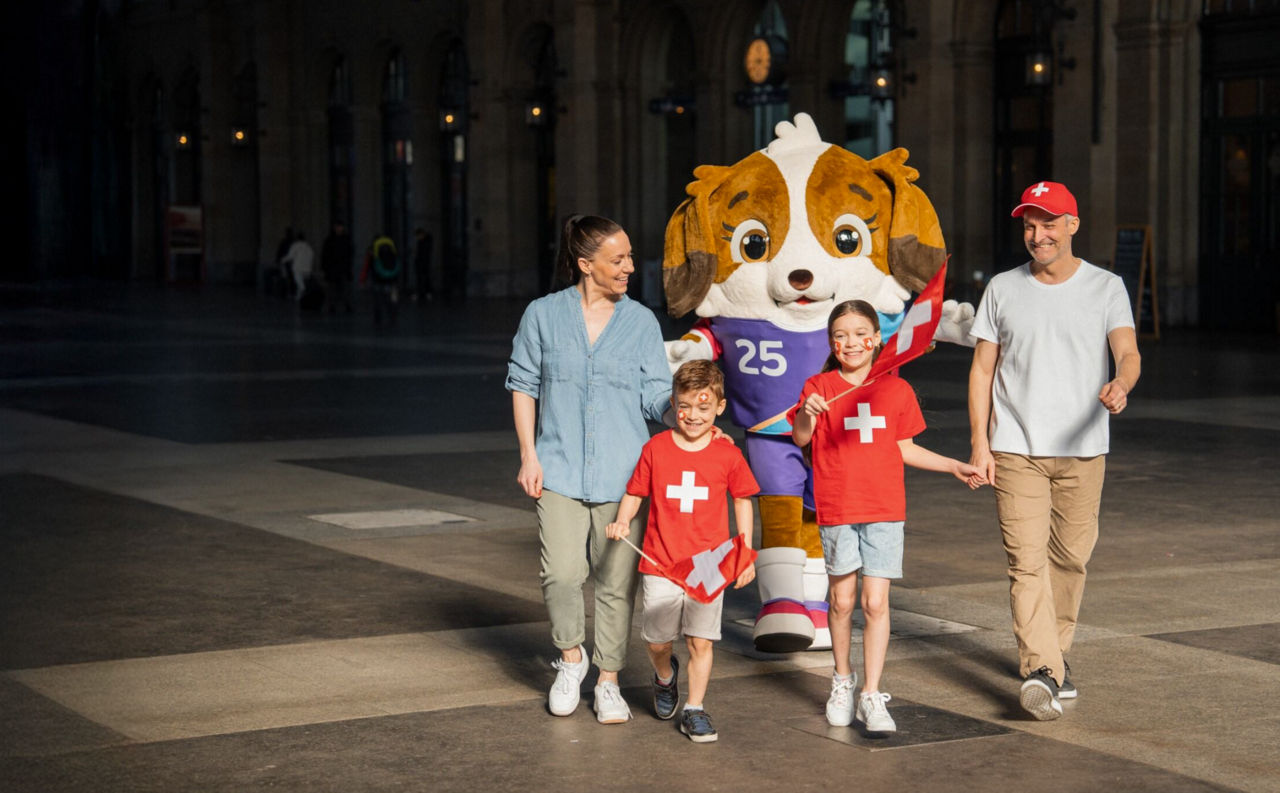 Familie bei Anreise am Zürich HB. 