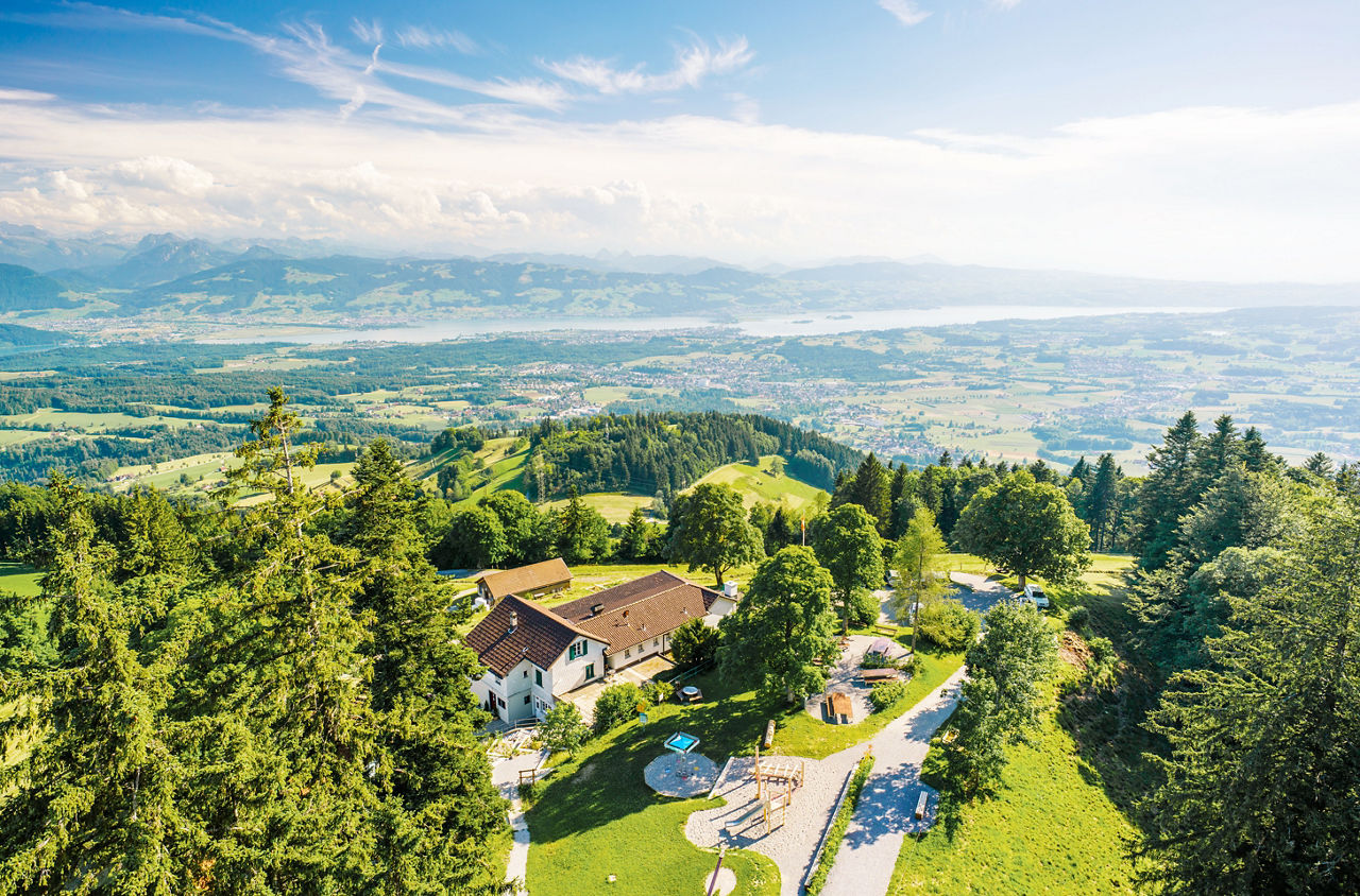 Ausblick von der Wanderung am Bachtel