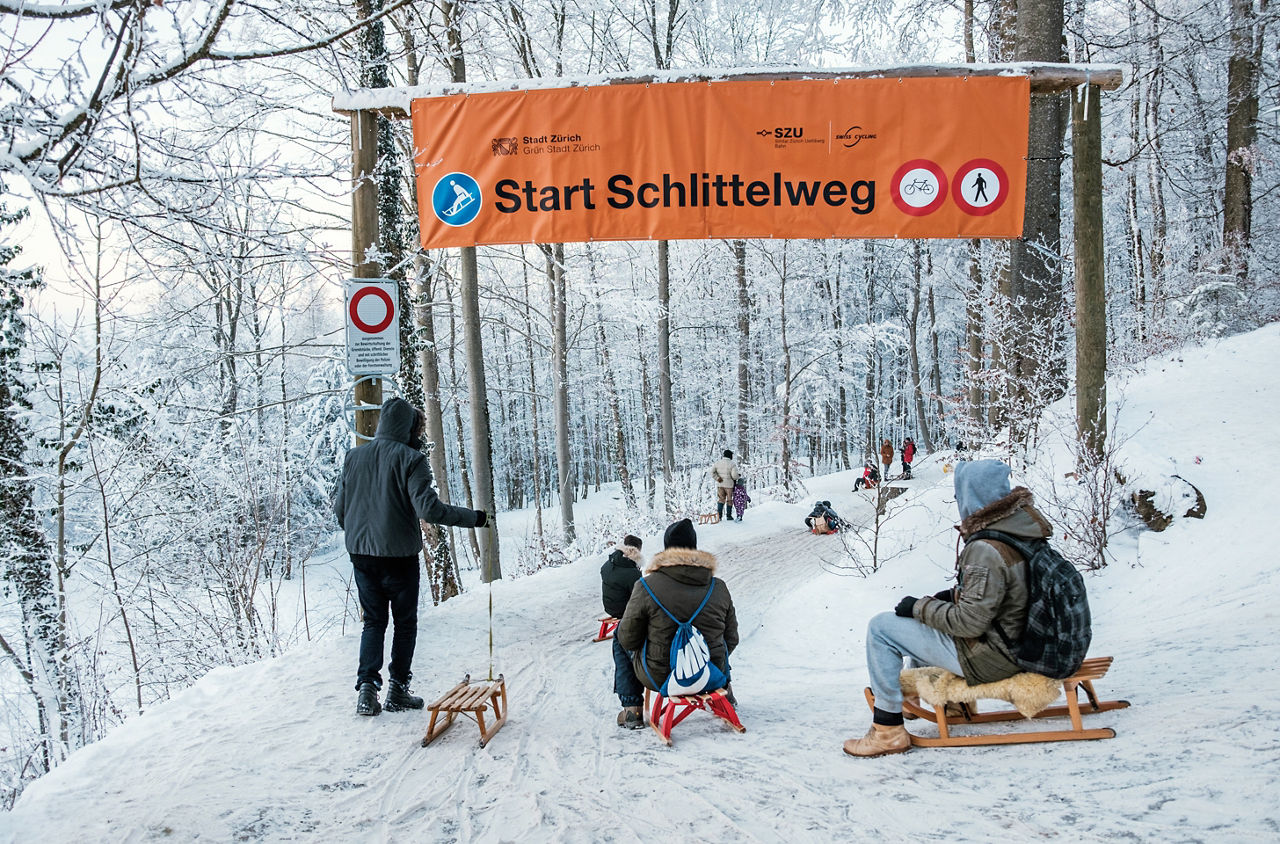 Start des Schlittelweges am Uetliberg